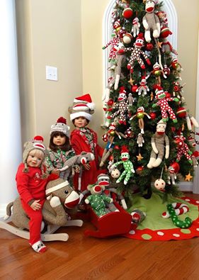 Foto de varias muñecas de MasterPiece celebrando la Navidad