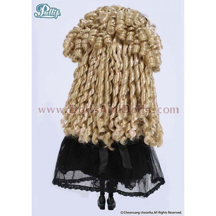 Seila Pullip P042