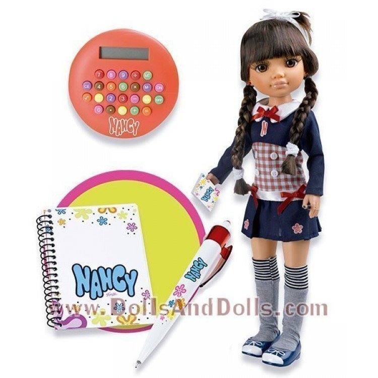 Nancy en el cole