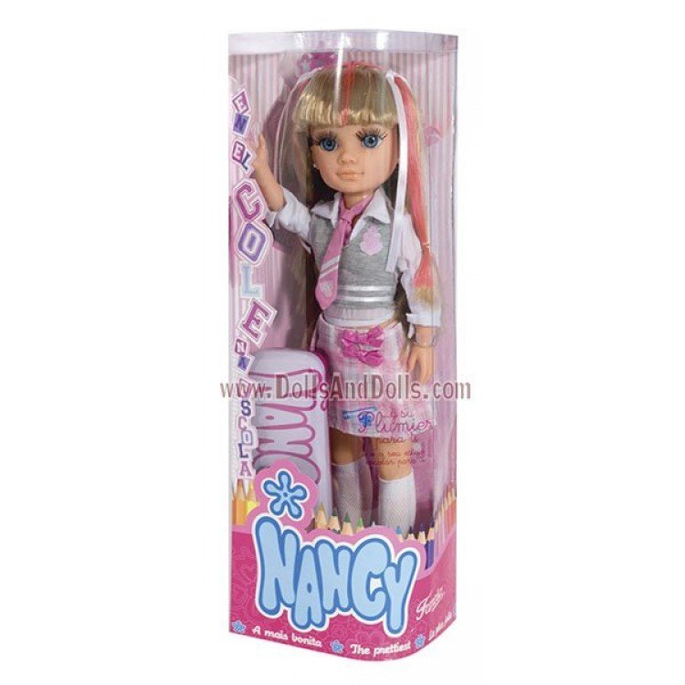 Nancy en el cole