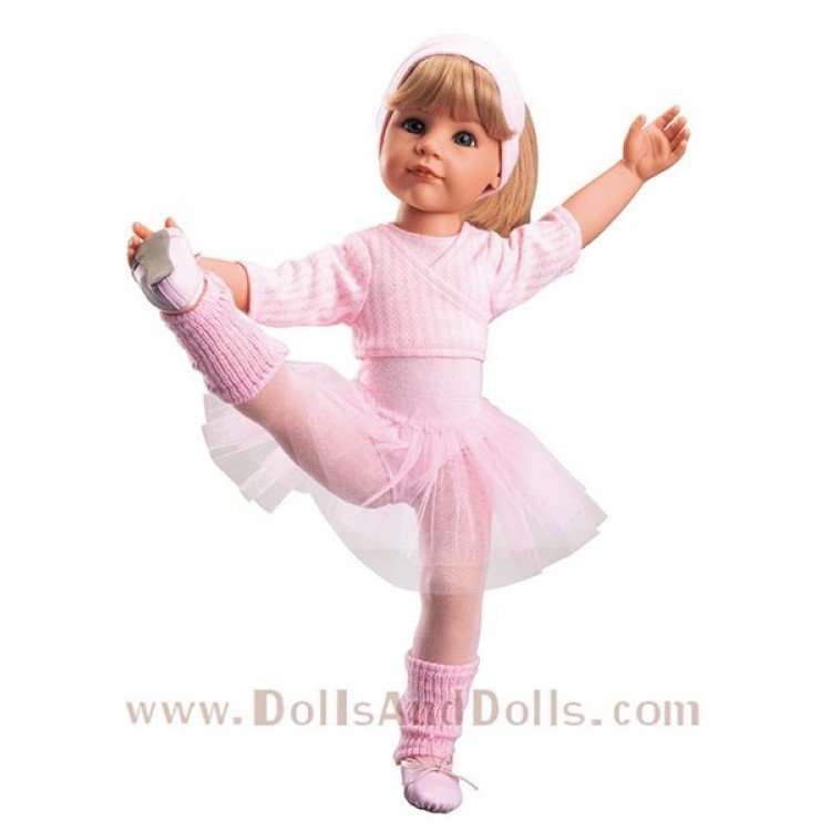 Hannah at the ballet