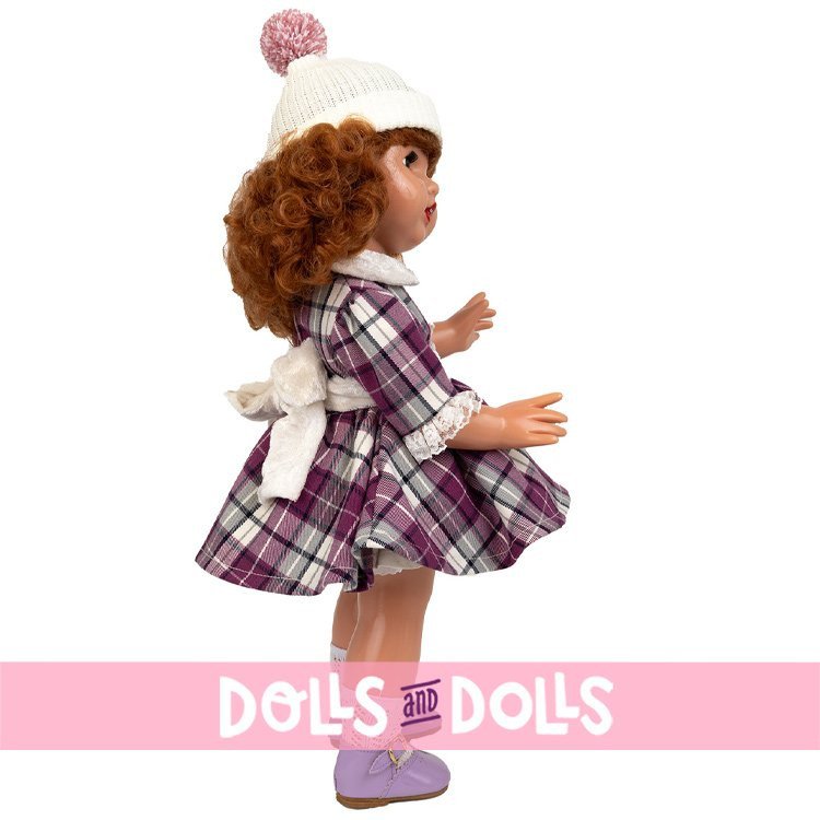 Muñeca Mariquita Pérez 50 cm - Vestido a cuadros de invierno 2025