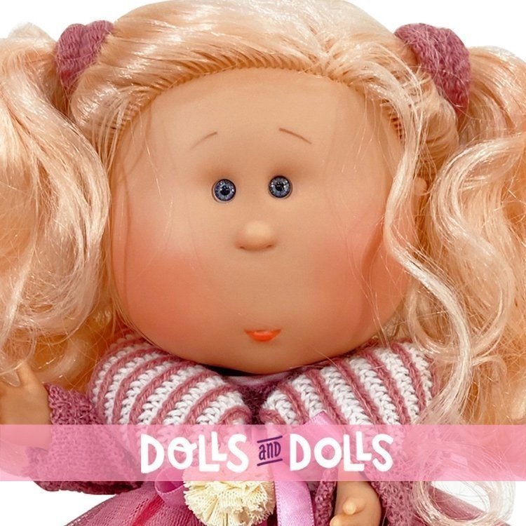 Muñeca Nines d'Onil 30 cm - Mia con pelo rosa con vestido rosa viejo y chal