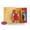 Leonor with wardrobe