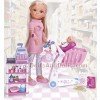 Nancy de compras con su hermanita