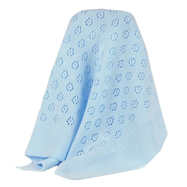 Complements for Así doll - Light blue knitted blanket