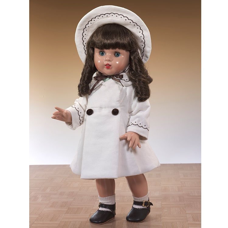 Mariquita Pérez doll 50 cm - With beige coat and hat 