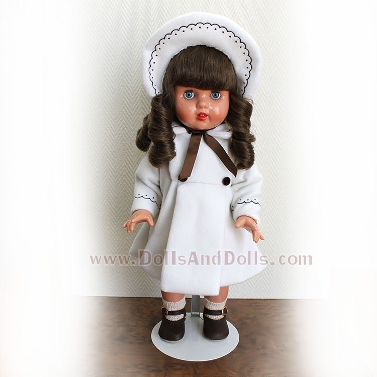Metal doll stand 3101 in white for Mariquita Perez type