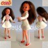 Support de poupée en métal 2201 en blanc pour type Barbie