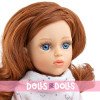 Poupée Paola Reina 32 cm - Las Amigas Articulée - Conchi avec un pull imprimé de moutons et une jupe en jean