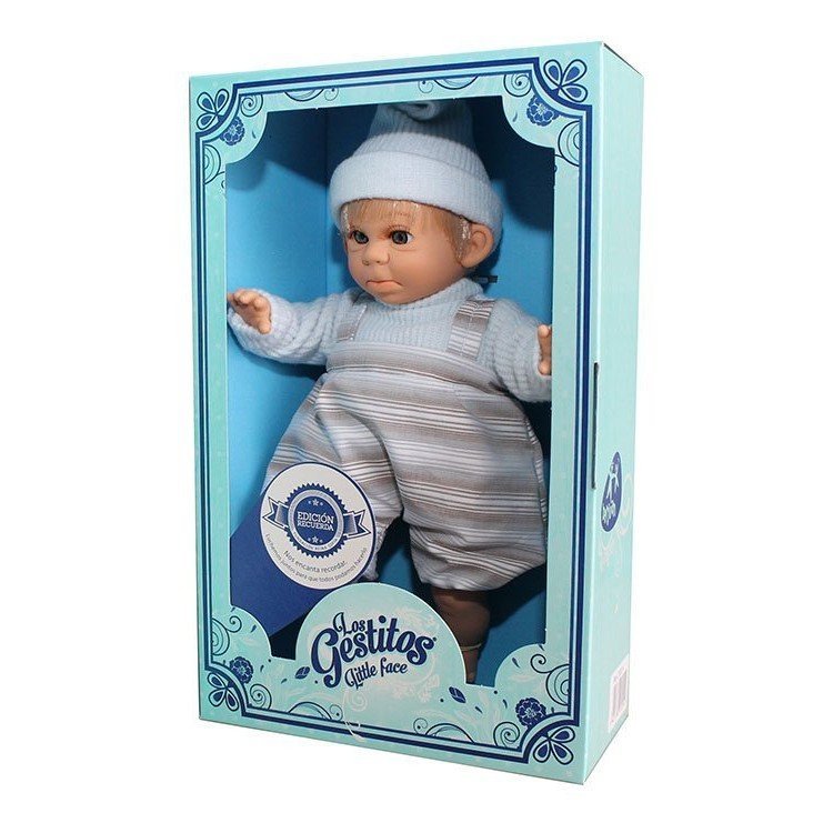 Poupée Berjuan 30 cm - Poupée Gestitos Little face - Casquette garçon