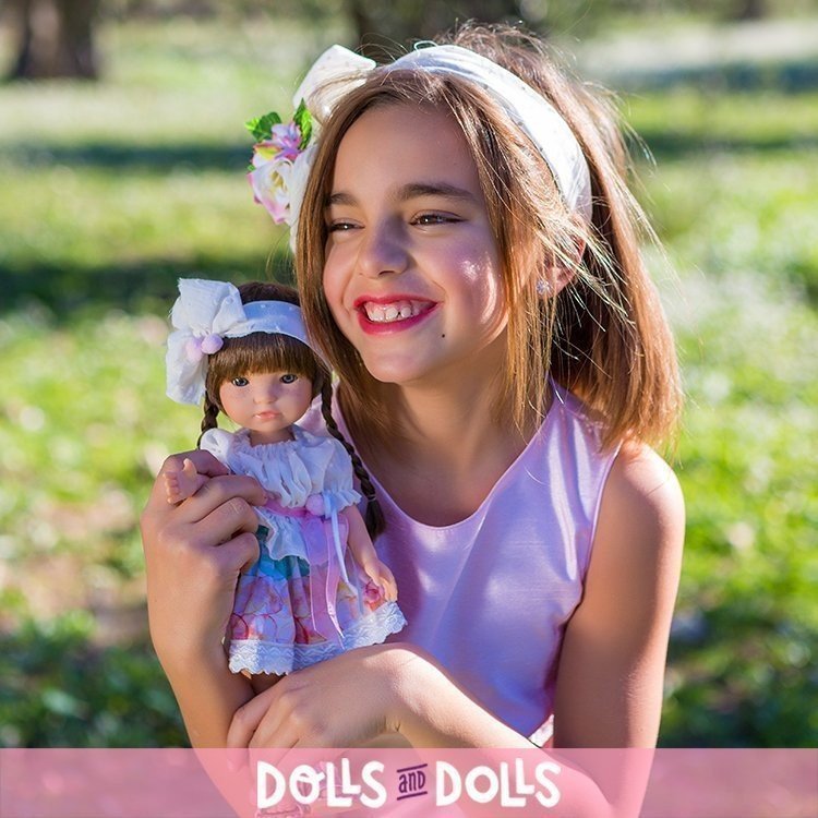 Poupée Berjuan 35 cm - Boutique dolls - Fashion Girl avec des tresses