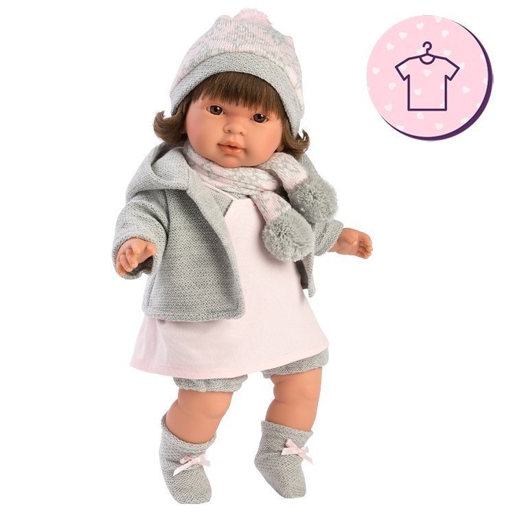 Vêtements pour poupées Llorens 42 cm - Ensemble rose et gris avec veste,  écharpe, bonnet et bottes - Dolls And Dolls - Boutique de Poupées de  collection
