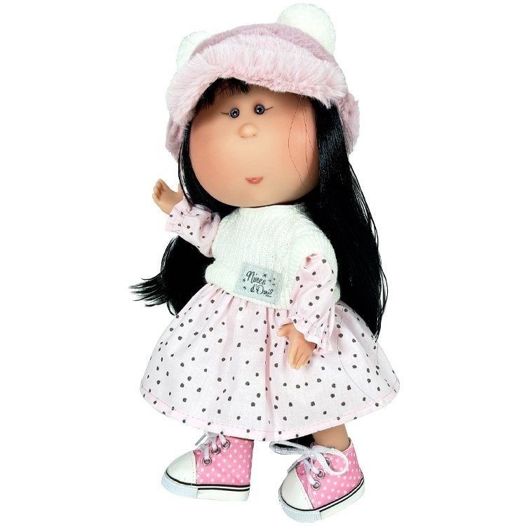 Poupée Nines d'Onil 30 cm - Mia asiatique avec robe et chapeau à pois