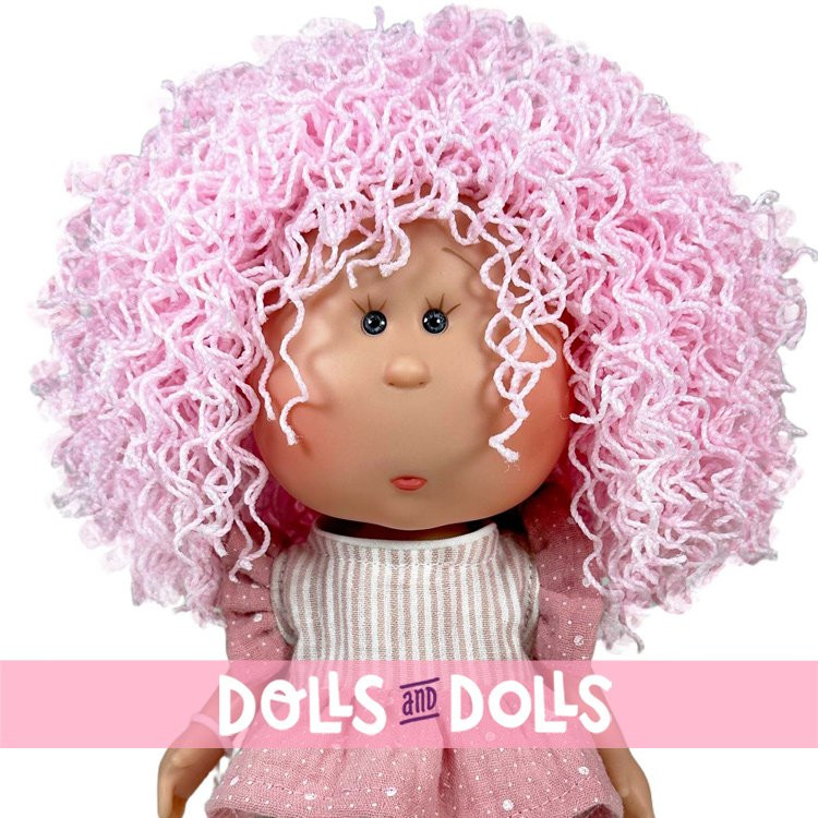 Poupée Nines d'Onil 30 cm - Mia aux cheveux roses laineux avec animal de compagnie