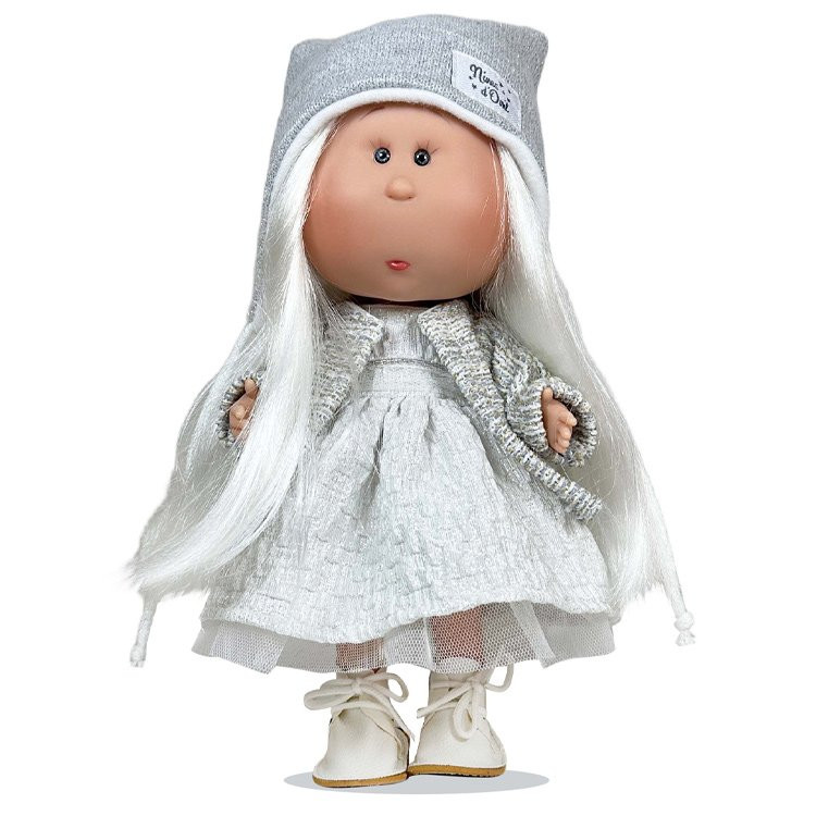 Poupée Nines d'Onil 30 cm - Mia Snow