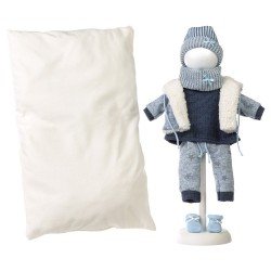 Vêtements pour poupées Llorens 40 cm - Grand coussin blanc, veste avec doublure en peau de mouton, pull, pantalon, écharpe, chapeau et chaussons.