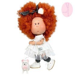 Poupée Nines d'Onil 30 cm - Mia ARTICULÉE - avec cheveux roux, robe blanche et mascotte