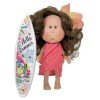 Nines d'Onil Puppe 23 cm - Little Mia summer mit gewelltem braunem Haar und Sarong