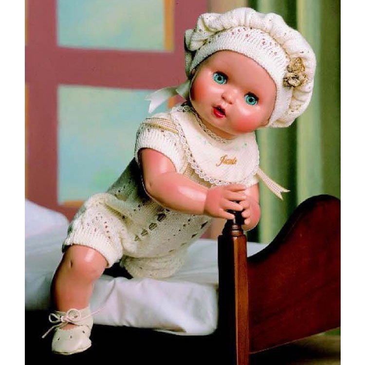 Baby Juanín Puppe 40 cm - Mit Strickspielanzug mit beigem Barett