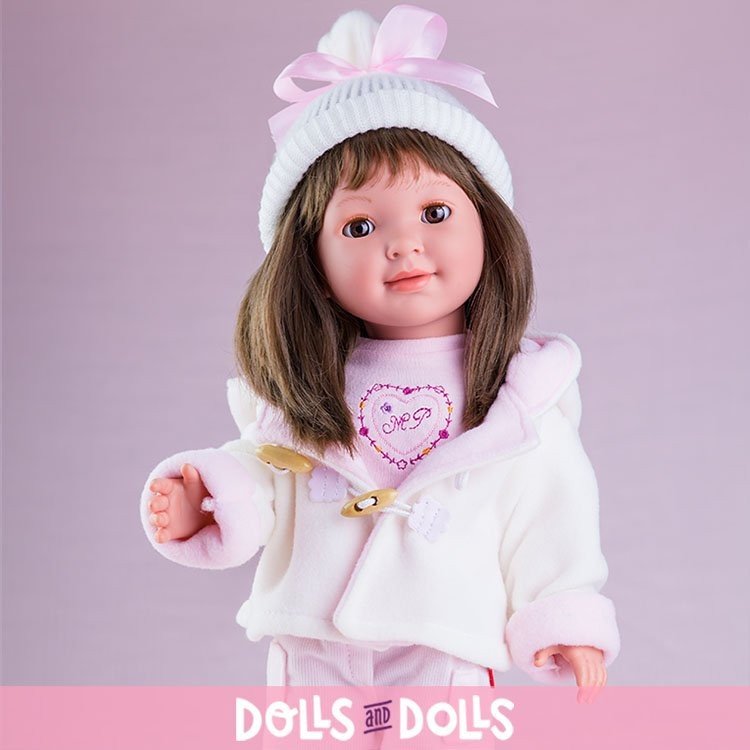 Miel de Abeja Puppe 45 cm - Carolina mit beigem Dufflecoat mit rosa Hose mit blauen Augen