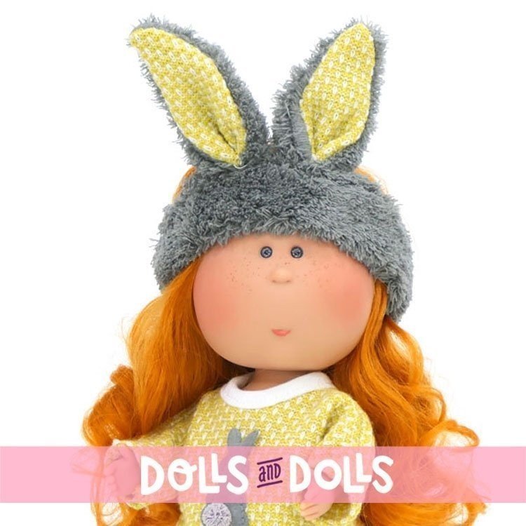Nines d'Onil Puppe 30 cm - Rotschopf Mia mit grauem Hase Sportset