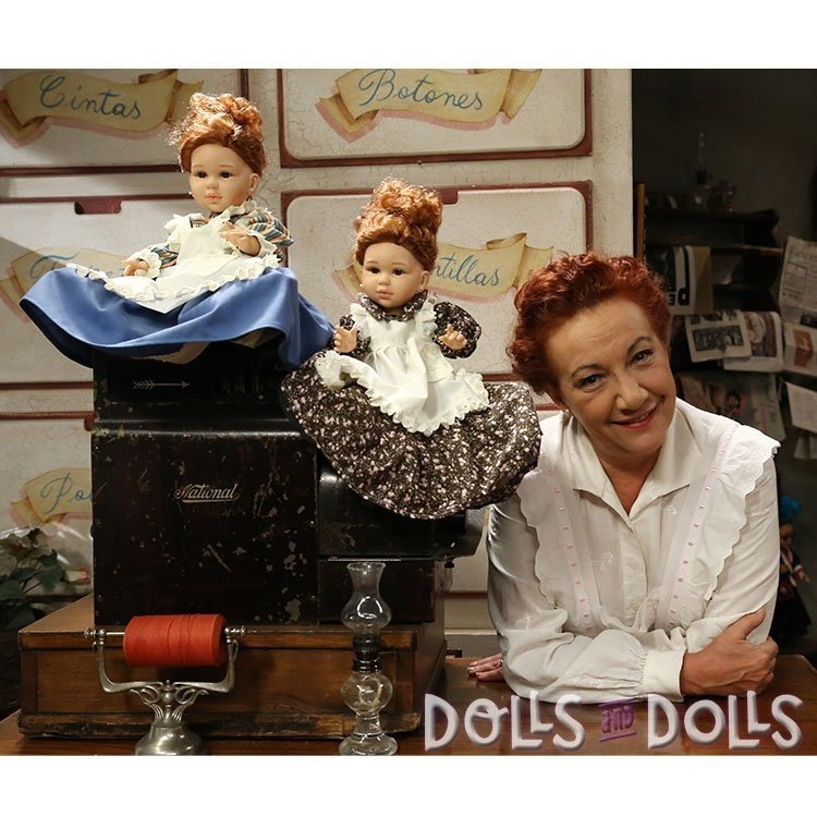 Paola Reina Puppe 42 cm - Doloretes mit blauem Kleid (El Secreto de Puente Viejo)