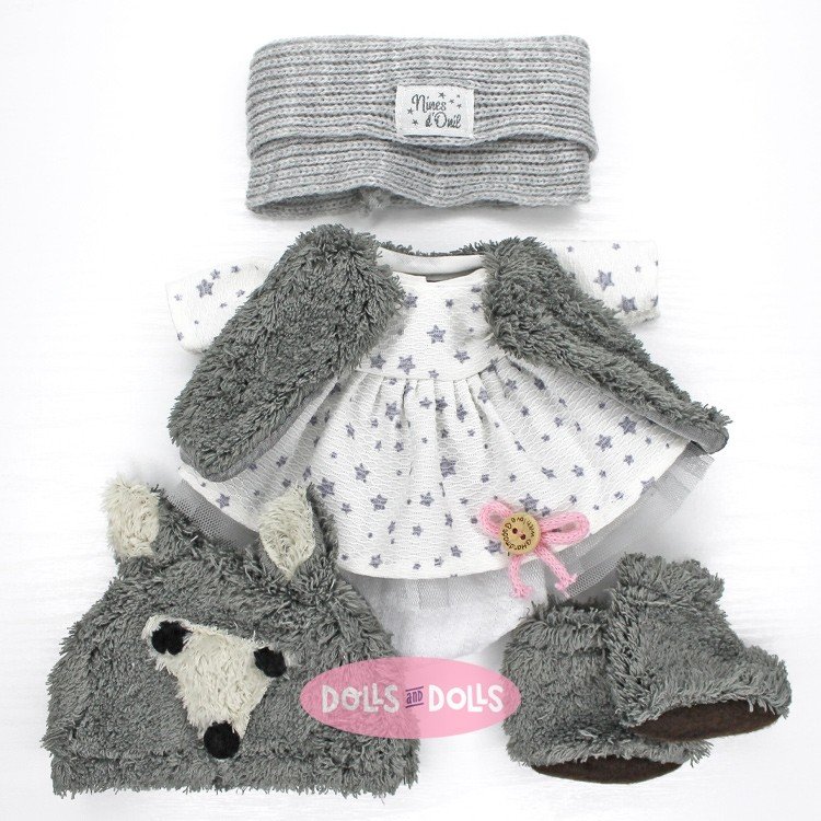 Kleidung für Nines d'Onil Puppen 30 cm - Mia - Graues Sternenkleid mit Weste, Schal, Hut und Stiefeln