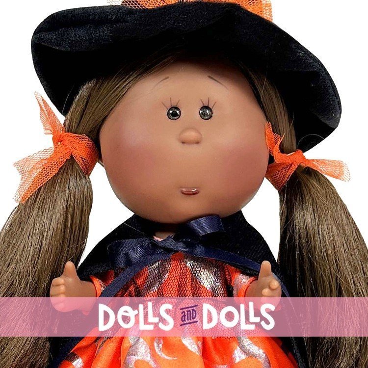 Nines d'Onil Puppe 23 cm - Little Mia Halloween Afroamerikanerin mit glattem braunem Haar (Hexe)