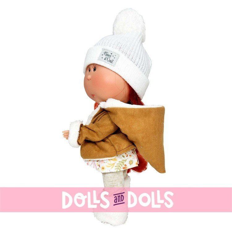 Nines d'Onil Puppe 30 cm - Mia Rothaarige im Winteroutfit
