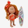 Bambola Nines d'Onil 23 cm - Little Mia summer con capelli rossi, fiocco e costume da bagno