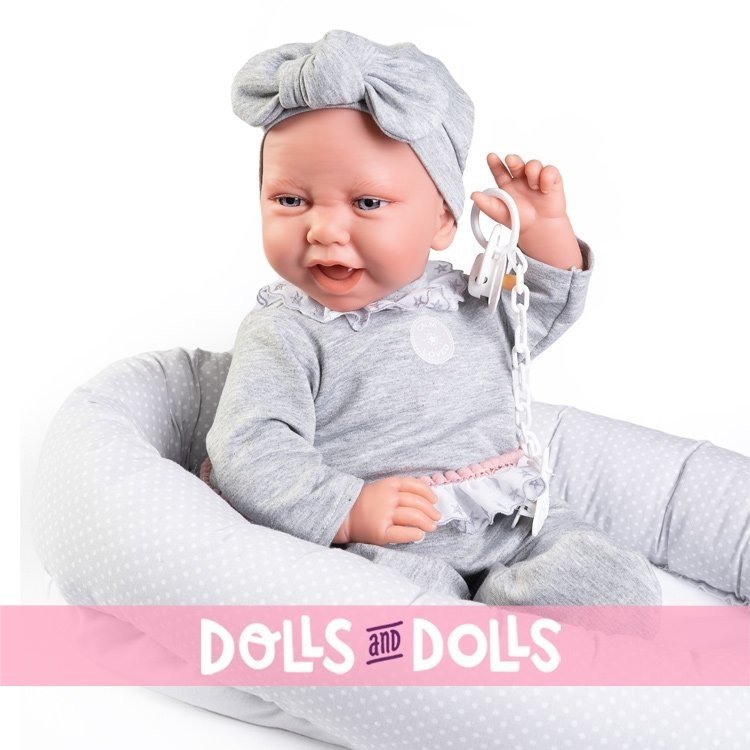 Bambola Antonio Juan 42 cm - Carla neonata con nido a culla