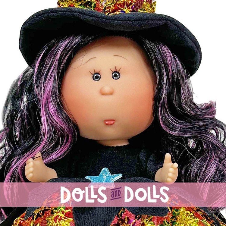 Bambola Nines d'Onil 23 cm - Piccola Mia Halloween con capelli ondulati neri e viola (Strega)