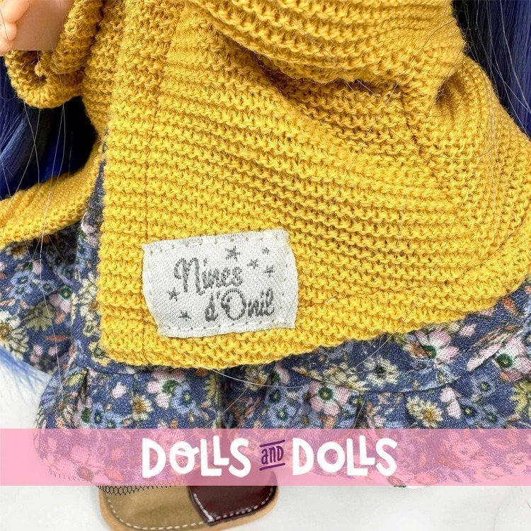 Bambola Nines d'Onil 30 cm - Mia ARTICOLATA - con i capelli blu e il vestito giallo