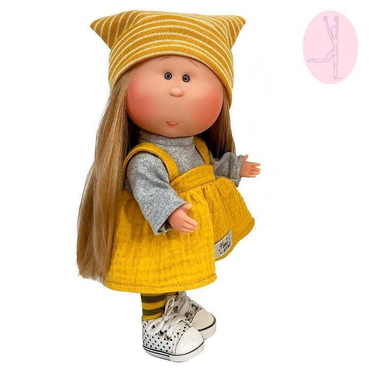 Bambola Nines d'Onil 30 cm - Mia ARTICOLATA - bionda con capelli lisci e vestito senape