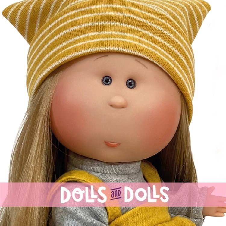 Bambola Nines d'Onil 30 cm - Mia bionda con capelli lisci e vestito senape