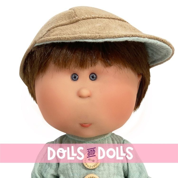 Bambola Nines d'Onil 30 cm - Mio bruna con abito casual e berretto