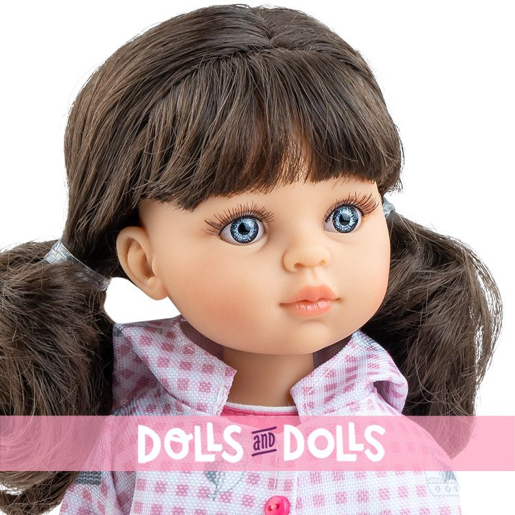 Bambola Paola Reina 32 cm - Las Amigas - Carol con un vestito rosa e una giacca rosa a quadri